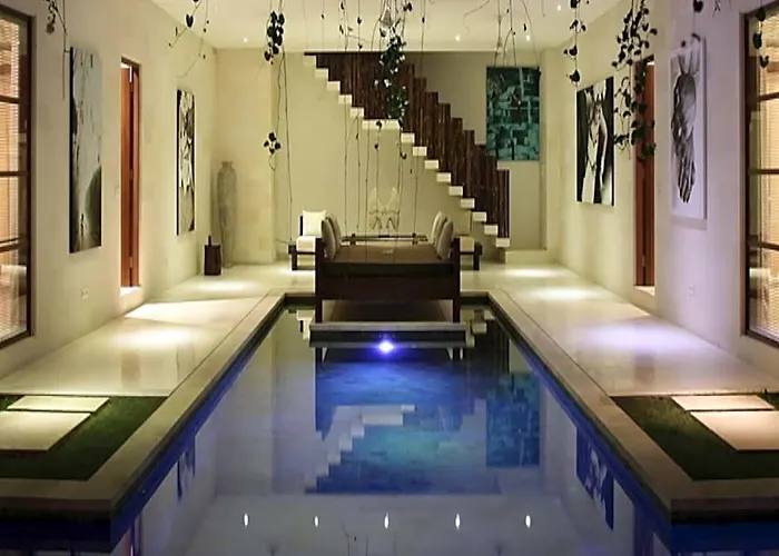 Nyaman Hotel
