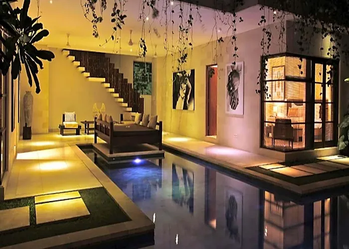 Hotel Nyaman 5*